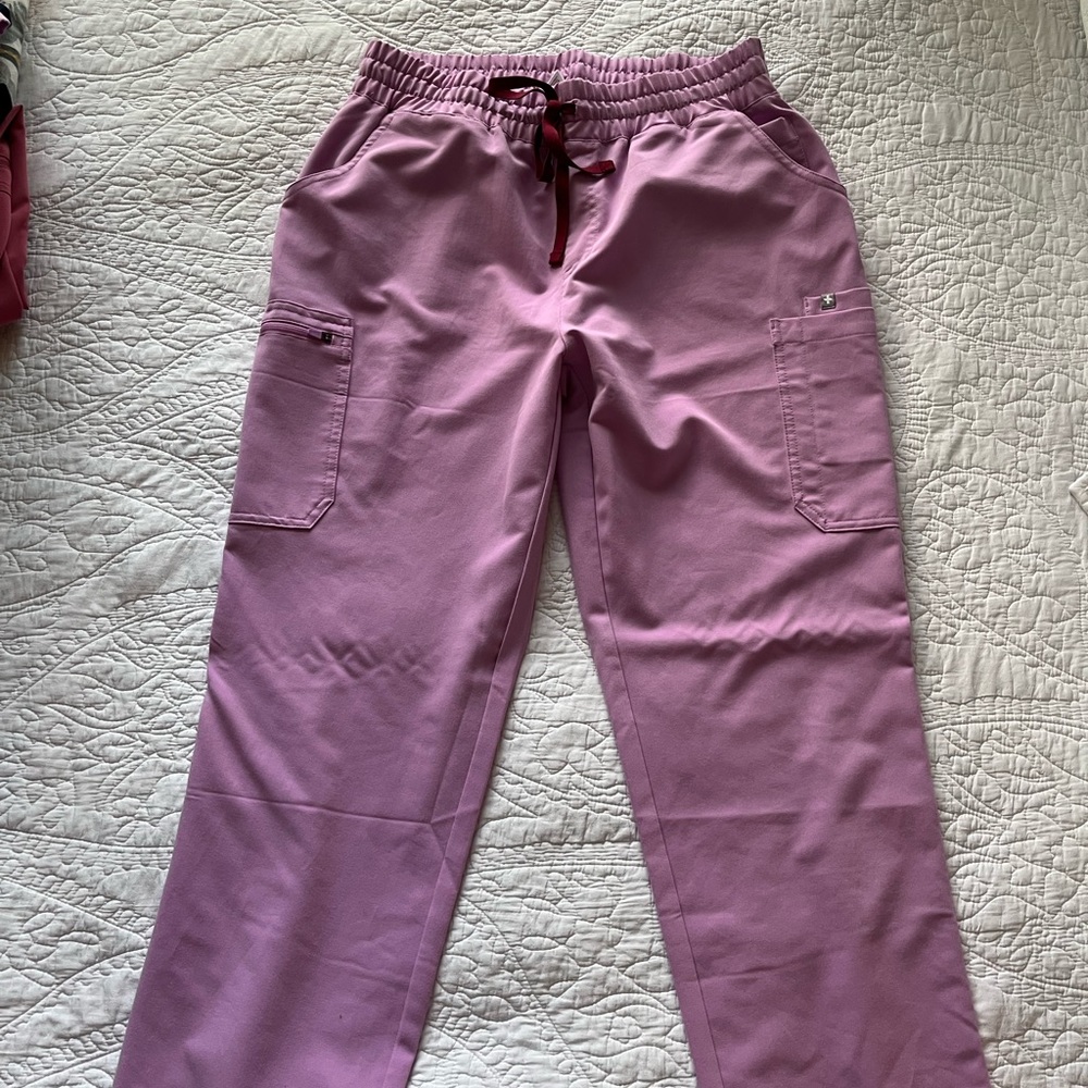 FIGS scrub pants